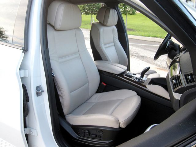 2012 BMW X6 50i - 22851809 - 21