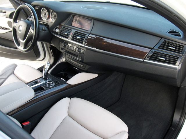 2012 BMW X6 50i - 22851809 - 22