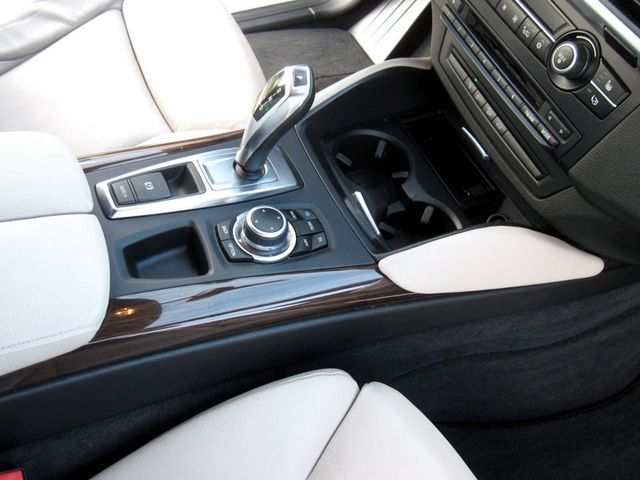 2012 BMW X6 50i - 22851809 - 23