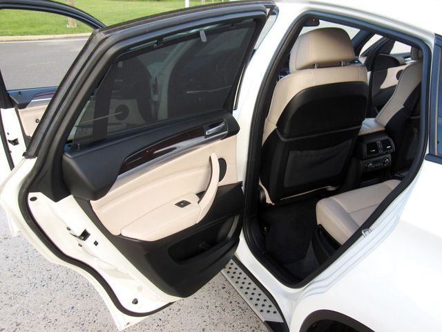 2012 BMW X6 50i - 22851809 - 25