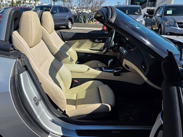 2012 BMW Z4 Roadster sDrive28i - 22996574 - 4