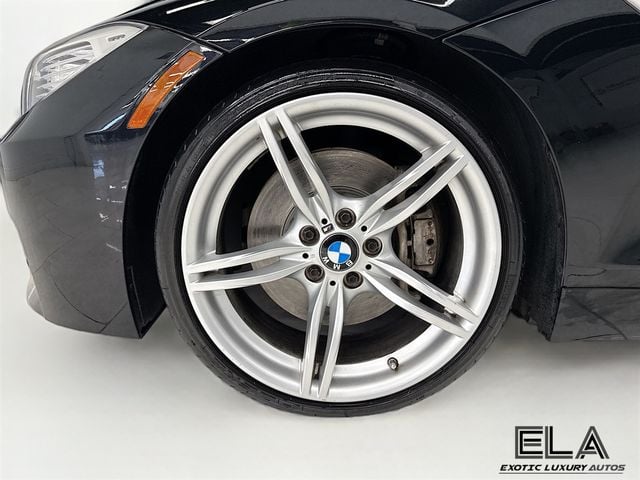 2012 BMW Z4 Roadster sDrive35is - 23010613 - 24