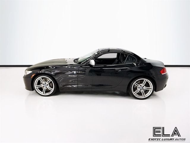 2012 BMW Z4 Roadster sDrive35is - 23010613 - 32