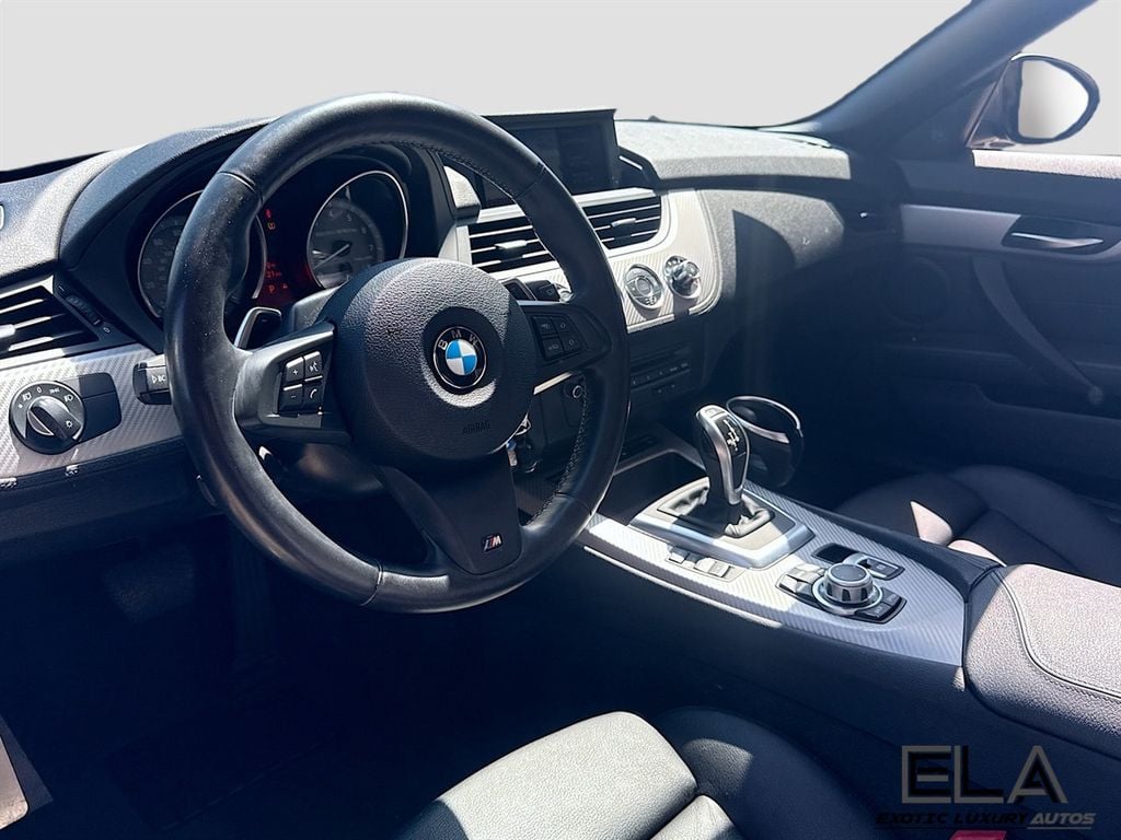 2012 BMW Z4 Roadster sDrive35is - 23010613 - 38