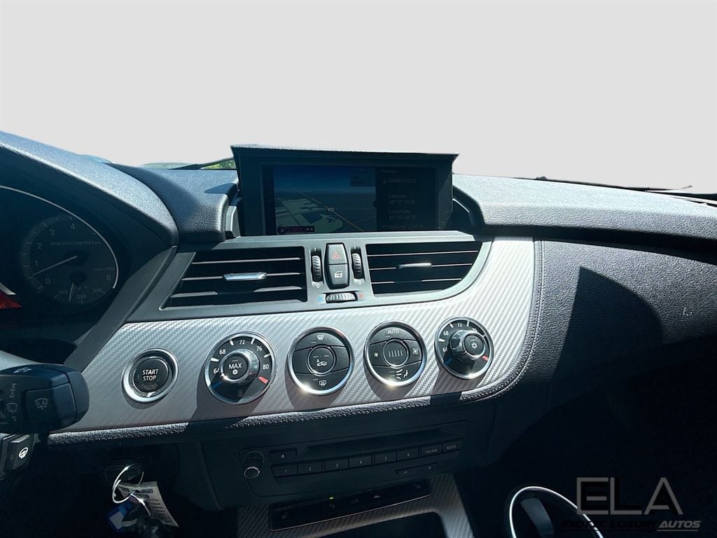 2012 BMW Z4 Roadster sDrive35is - 23010613 - 39