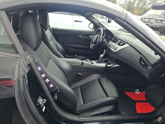 2012 BMW Z4 Roadster sDrive35is - 23010613 - 6
