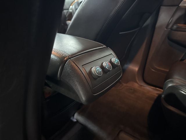 2012 Buick Enclave FWD 4dr Leather - 22961620 - 30