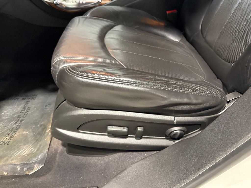 2012 Buick Enclave FWD 4dr Leather - 23040655 - 20