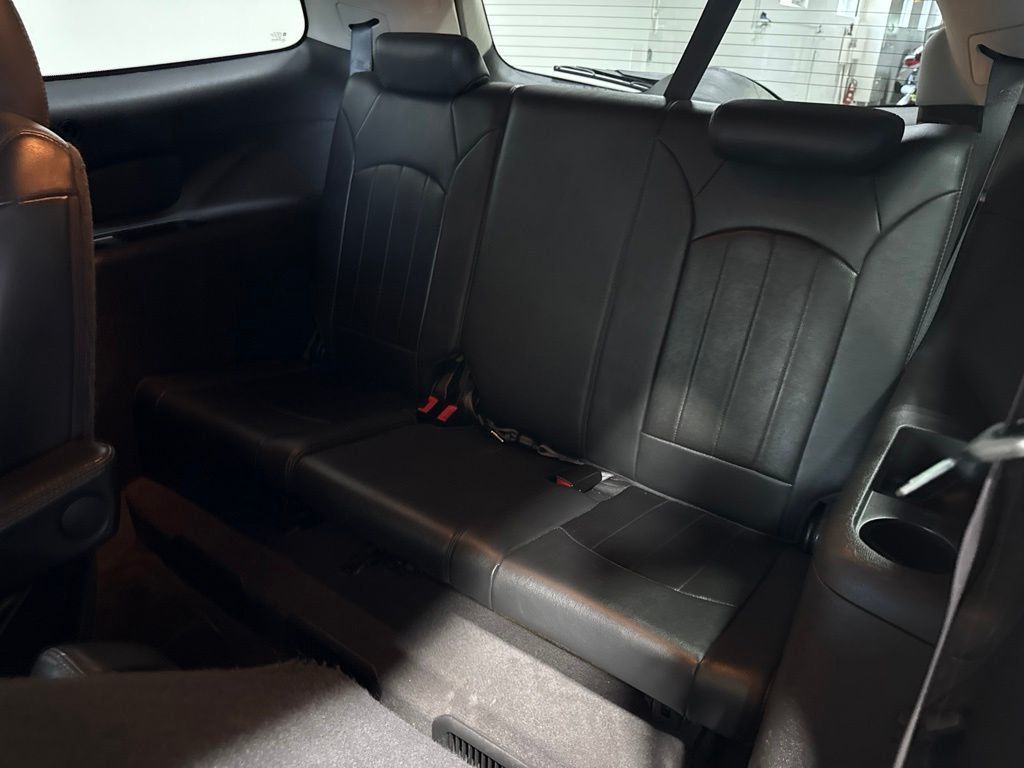 2012 Buick Enclave FWD 4dr Leather - 23040655 - 28