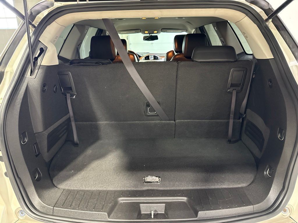 2012 Buick Enclave FWD 4dr Leather - 23040655 - 30