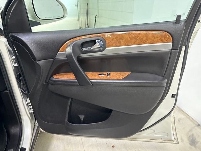 2012 Buick Enclave FWD 4dr Leather - 23040655 - 40