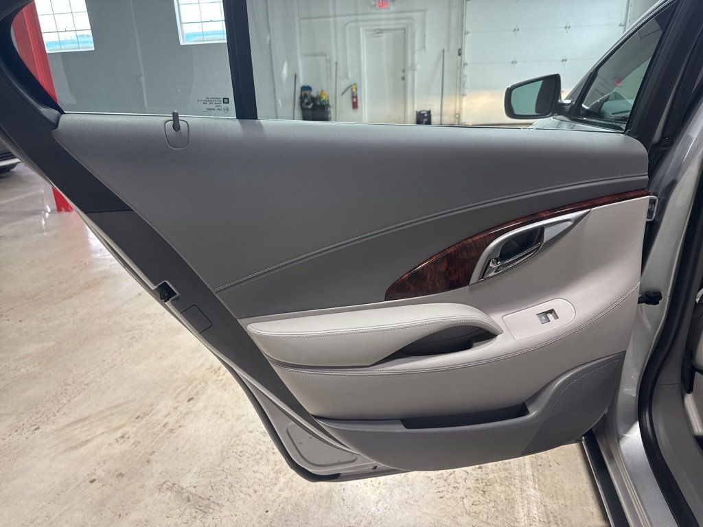2012 Buick LaCrosse 4dr Sedan Convenience FWD - 22975744 - 28