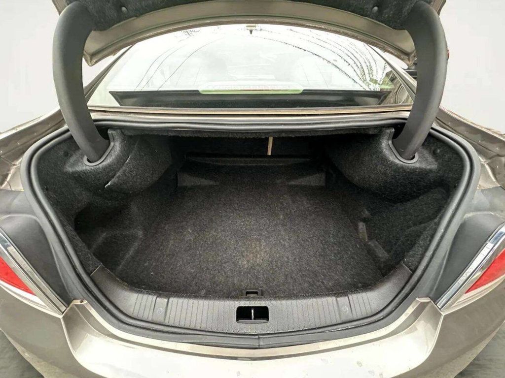 2012 Buick LaCrosse 4dr Sedan Leather FWD - 22963898 - 9