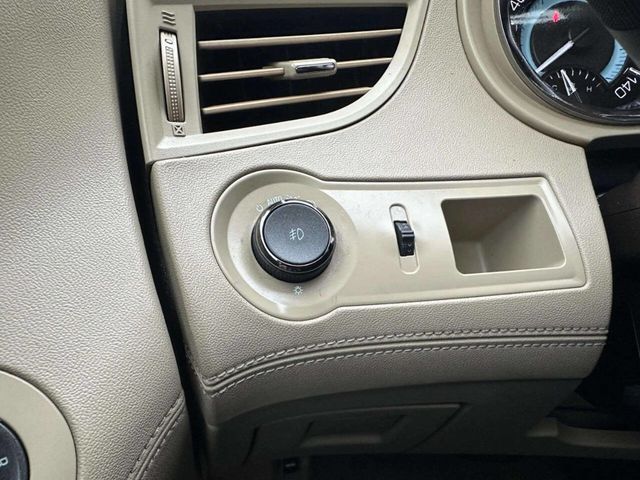 2012 Buick LaCrosse 4dr Sedan Leather FWD - 22963898 - 24