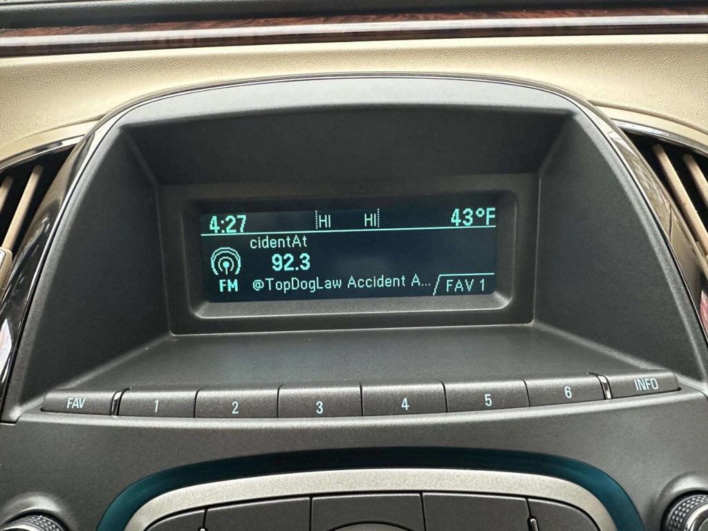 2012 Buick LaCrosse 4dr Sedan Leather FWD - 22963898 - 34