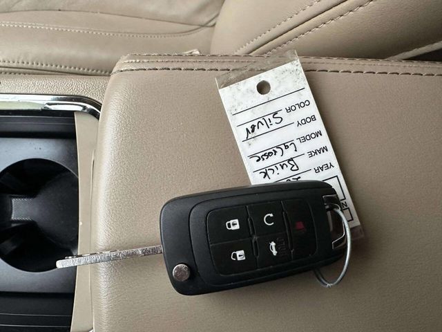 2012 Buick LaCrosse 4dr Sedan Leather FWD - 22963898 - 37