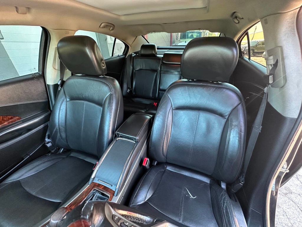 2012 Buick LaCrosse 4dr Sedan Touring FWD - 22918294 - 17
