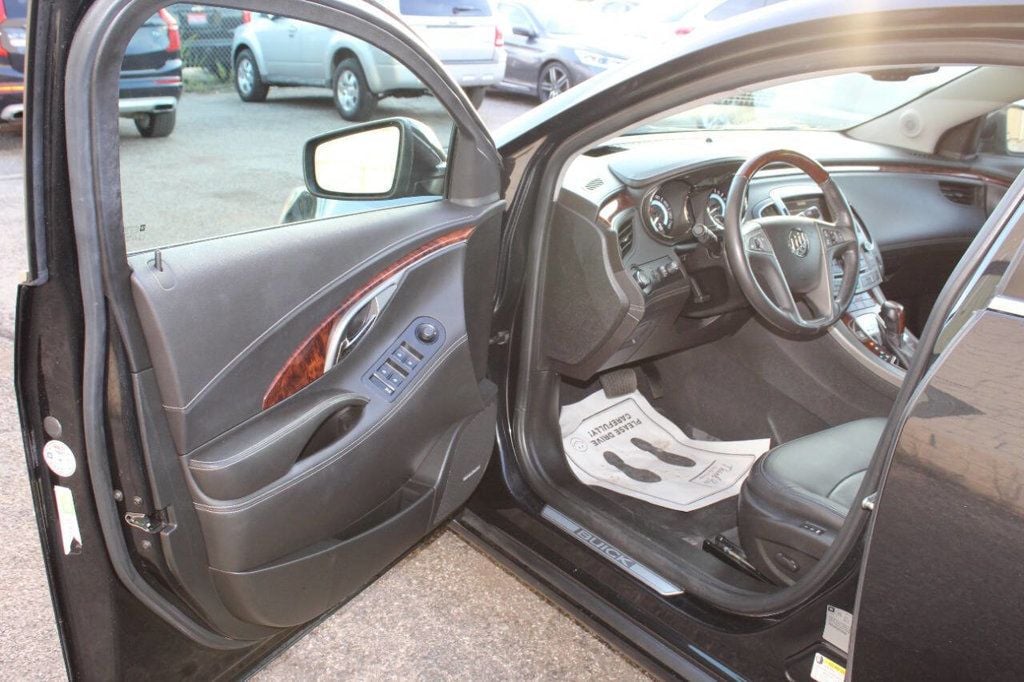 2012 Buick LaCrosse 4dr Sedan Touring FWD - 22925074 - 9