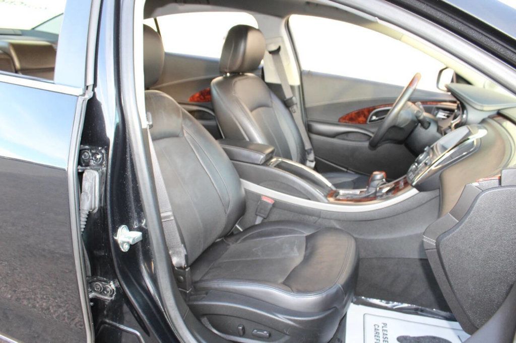 2012 Buick LaCrosse 4dr Sedan Touring FWD - 22925074 - 18