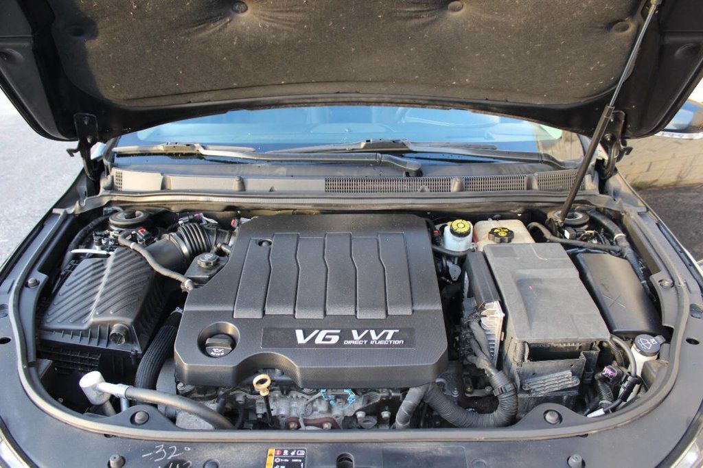 2012 Buick LaCrosse 4dr Sedan Touring FWD - 22925074 - 8