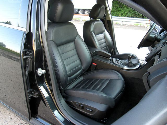 2012 Buick Regal 4dr Sedan GS - 22888356 - 24