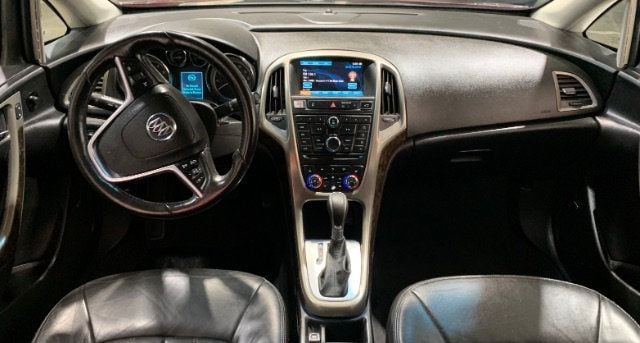 2012 Buick Verano 4dr Sedan Leather Group - 22968204 - 3