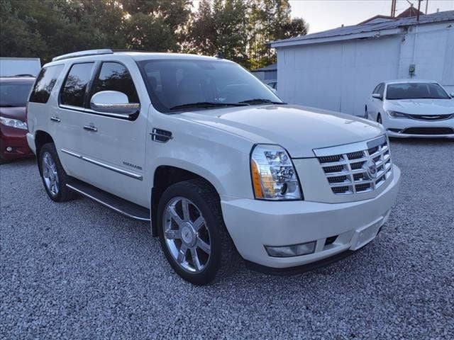 2012 Cadillac Escalade AWD 4dr Luxury - 22622713 - 0