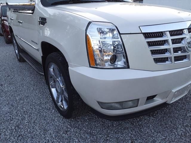 2012 Cadillac Escalade AWD 4dr Luxury - 22622713 - 23