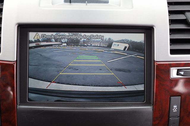 2012 Cadillac Escalade AWD 4dr Luxury - 22969116 - 36