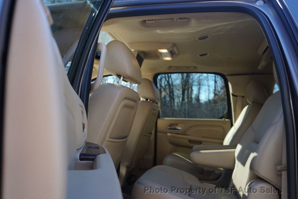 2012 Cadillac Escalade ESV AWD 4dr Luxury DUAL DVD NAVI REAR CAMERA HOT&COOL SEATS SUNROOF  - 22313959 - 11