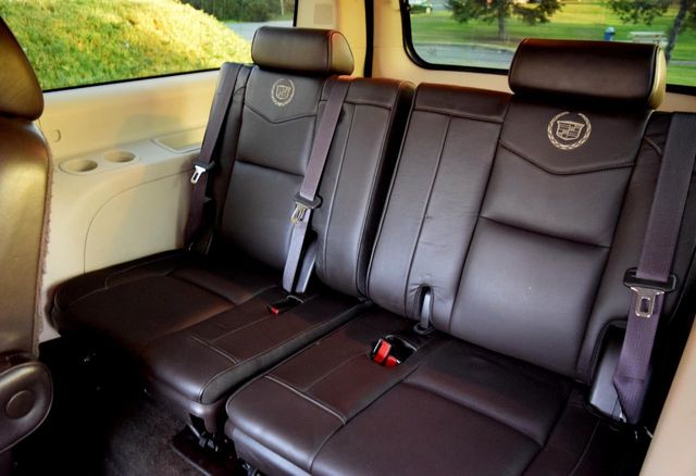 2012 Cadillac Escalade ESV AWD 4dr Platinum Edition - 17450924 - 22