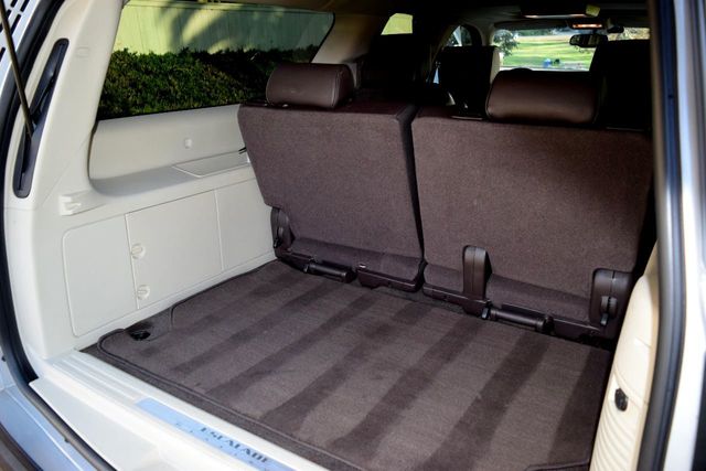 2012 Cadillac Escalade ESV AWD 4dr Platinum Edition - 17450924 - 23