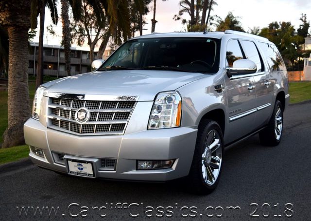 2012 Cadillac Escalade ESV AWD 4dr Platinum Edition - 17450924 - 26