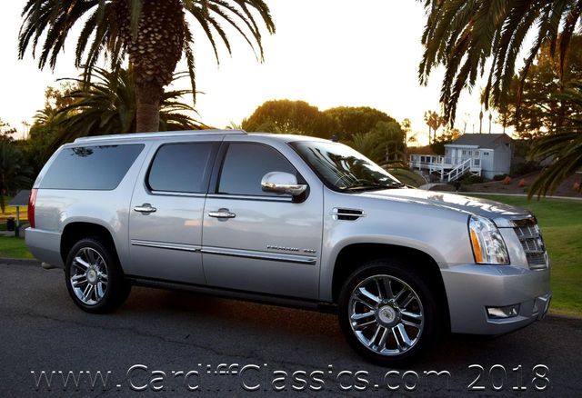 2012 Cadillac Escalade ESV AWD 4dr Platinum Edition - 17450924 - 30