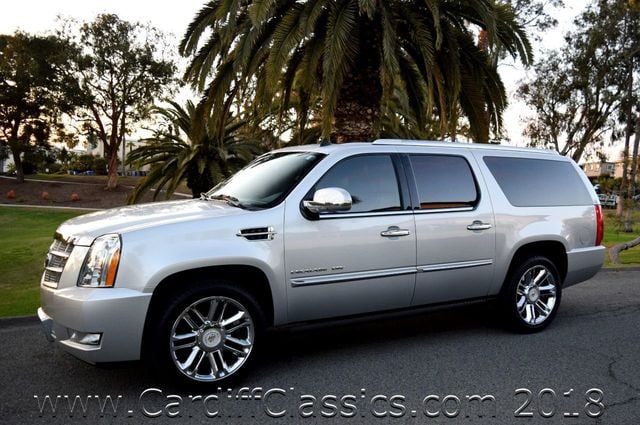 2012 Cadillac Escalade ESV AWD 4dr Platinum Edition - 17450924 - 31