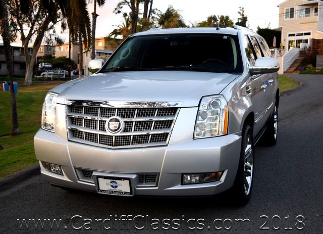 2012 Cadillac Escalade ESV AWD 4dr Platinum Edition - 17450924 - 37