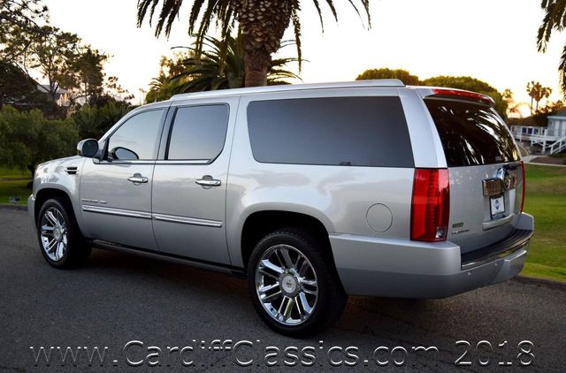 2012 Cadillac Escalade ESV AWD 4dr Platinum Edition - 17450924 - 39
