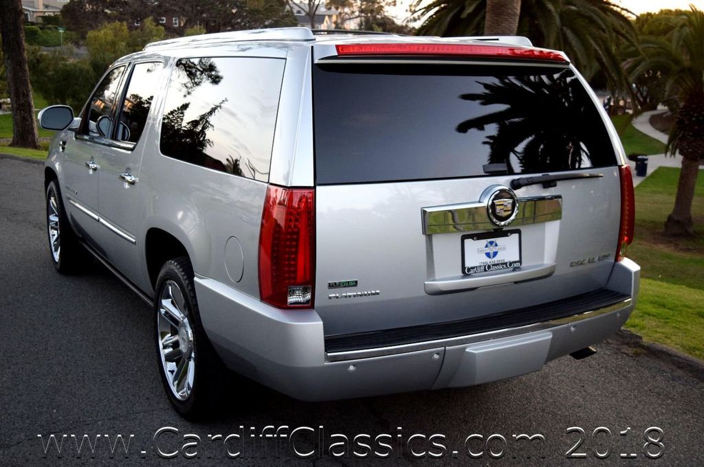2012 Cadillac Escalade ESV AWD 4dr Platinum Edition - 17450924 - 42