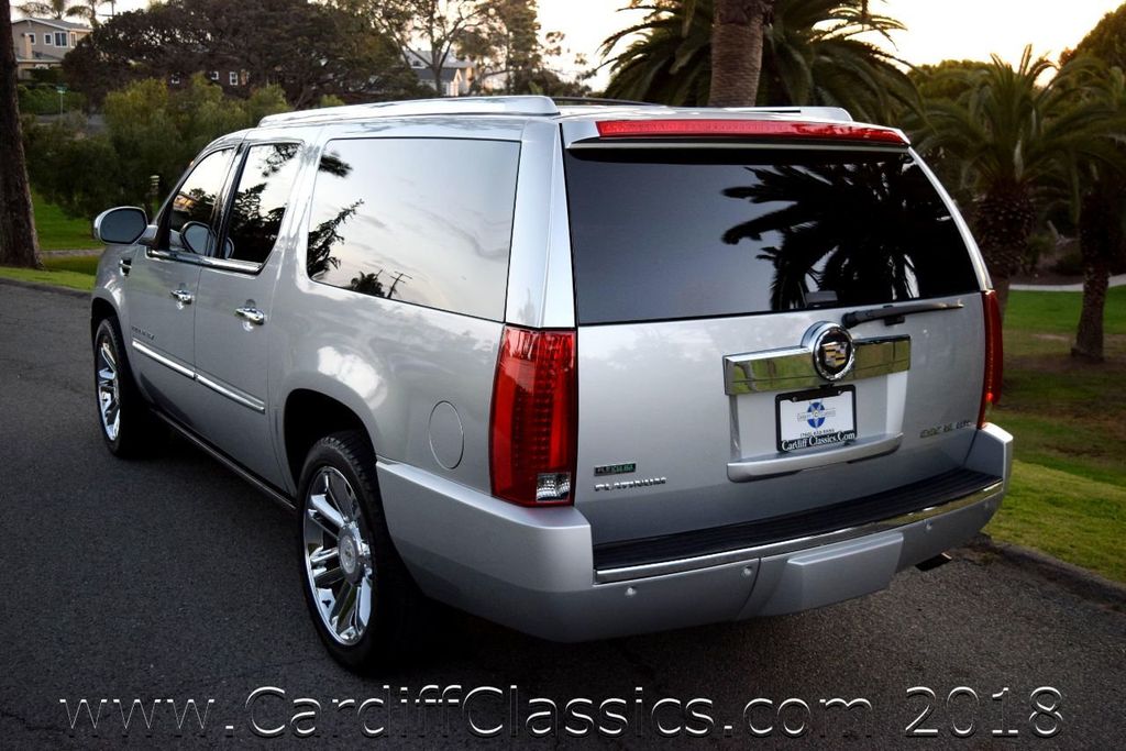 2012 Cadillac Escalade ESV AWD 4dr Platinum Edition - 17450924 - 6