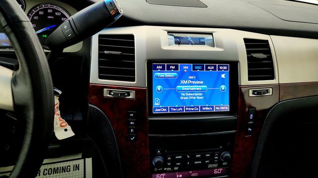 2012 Cadillac Escalade EXT AWD 4dr Luxury Sport Edition Supercharged - 23045466 - 18