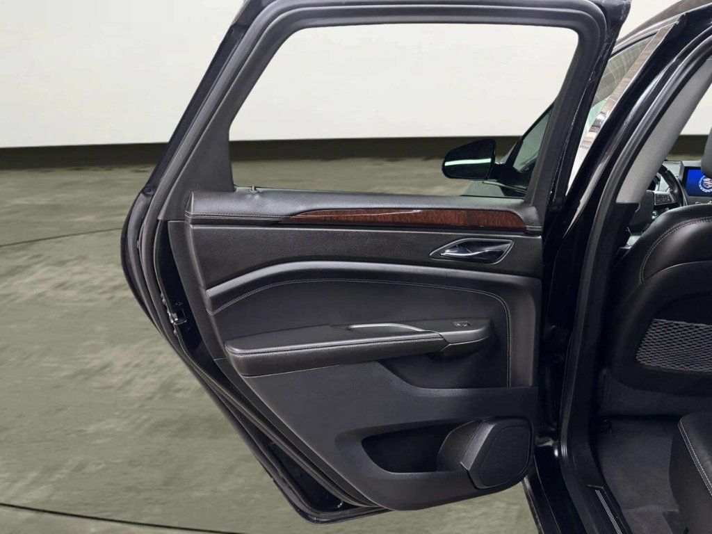 2012 Cadillac SRX FWD 4dr Luxury Collection - 23029817 - 16