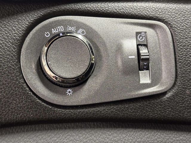2012 Cadillac SRX FWD 4dr Luxury Collection - 23029817 - 30