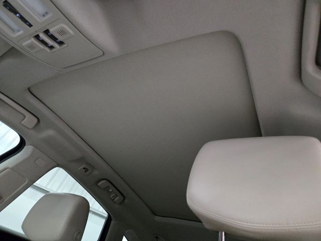 2012 Cadillac SRX FWD 4dr Performance Collection - 22911855 - 8