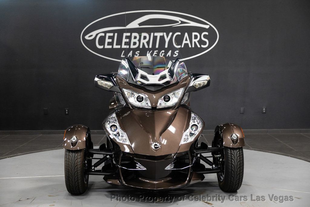 2012 Can-Am Spyder Roadster RT Limited 5 speed w/reverse - 22214947 - 4