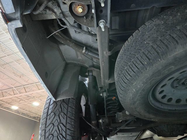 2012 Chevrolet Avalanche 2WD Crew Cab LT - 22985876 - 18