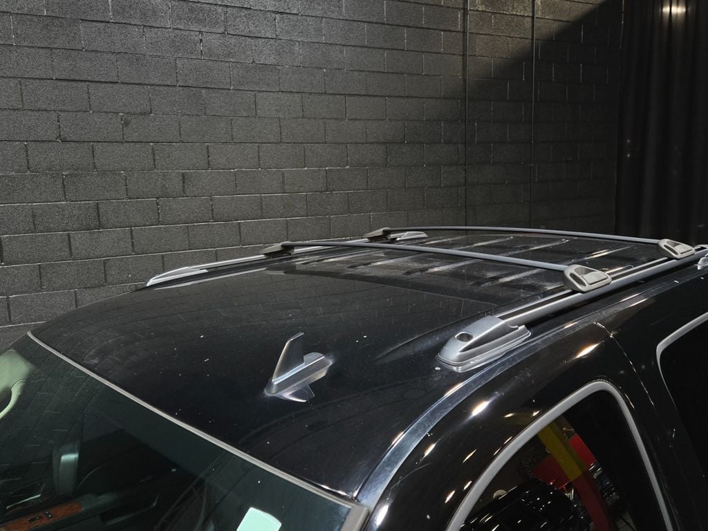 2012 Chevrolet Avalanche 2WD Crew Cab LT - 22985876 - 19