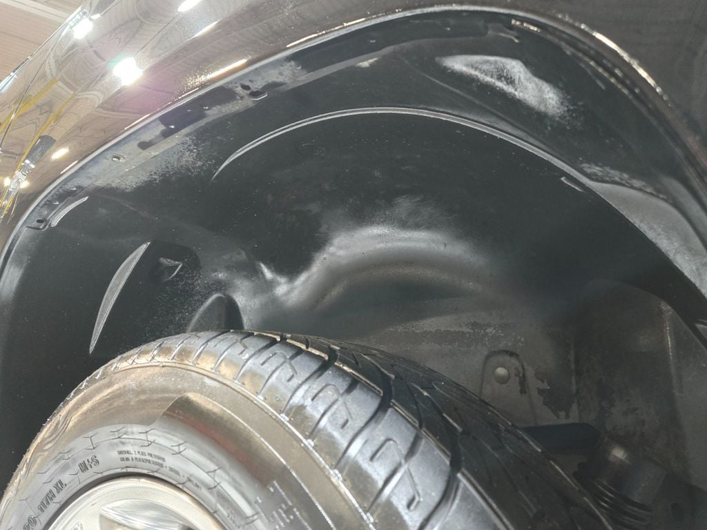 2012 Chevrolet Avalanche 2WD Crew Cab LT - 22985876 - 24