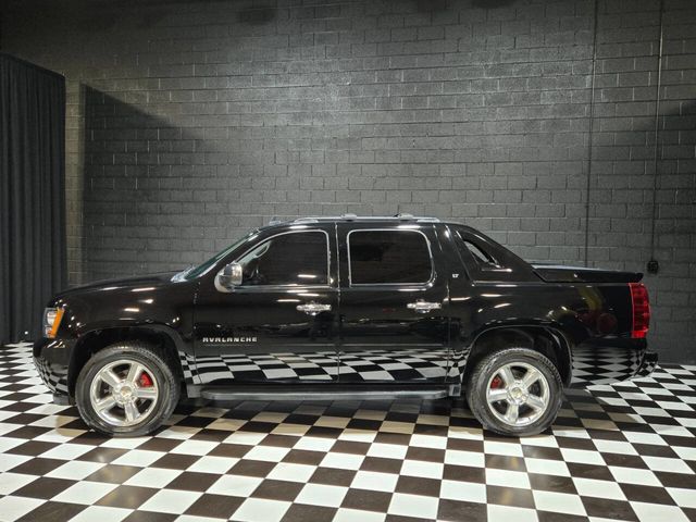 2012 Chevrolet Avalanche 2WD Crew Cab LT - 22985876 - 2