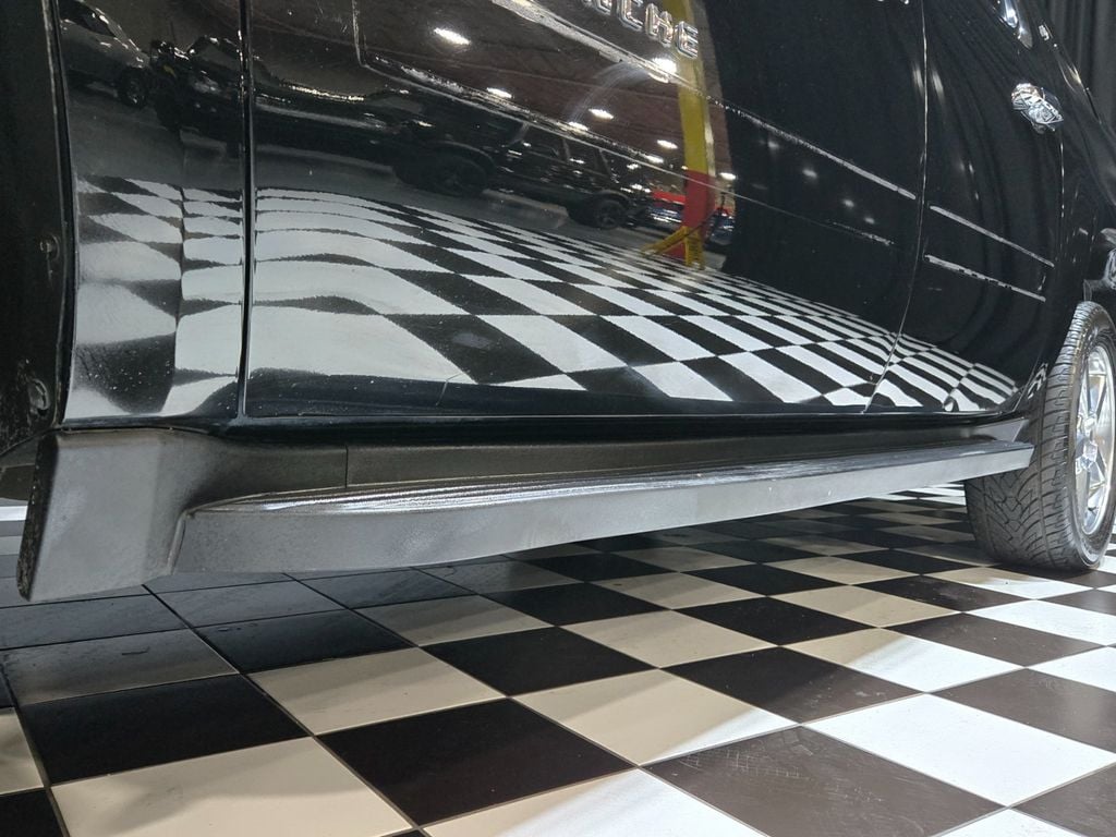 2012 Chevrolet Avalanche 2WD Crew Cab LT - 22985876 - 35