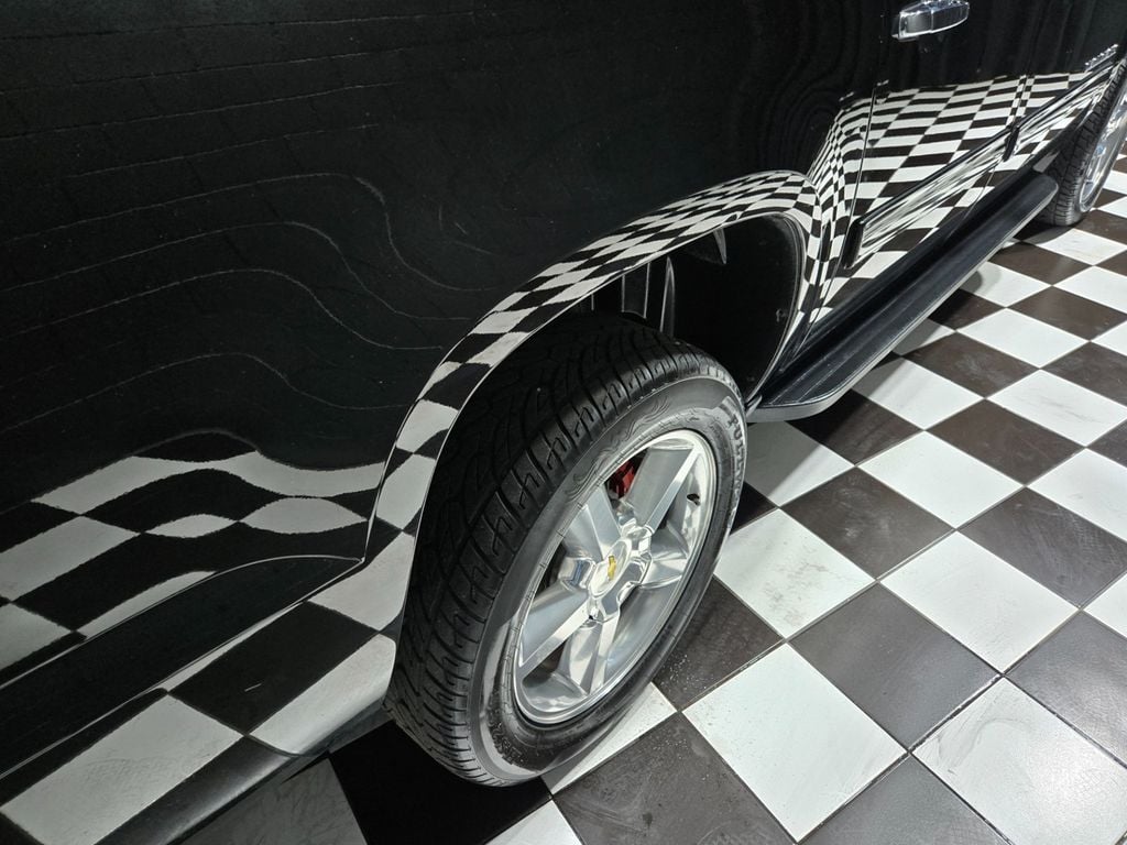 2012 Chevrolet Avalanche 2WD Crew Cab LT - 22985876 - 42